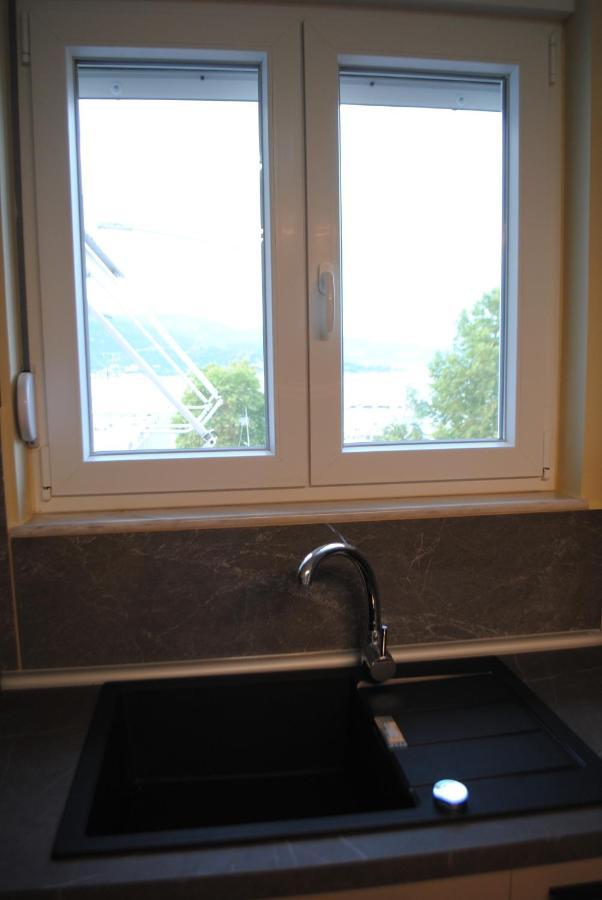 Sea Breeze Nea Iraklitsa Exterior foto
