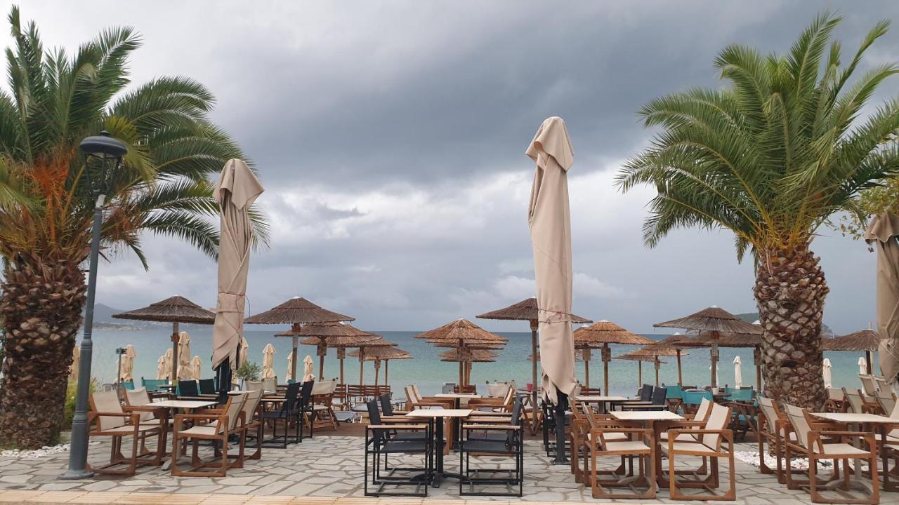 Sea Breeze Nea Iraklitsa Exterior foto